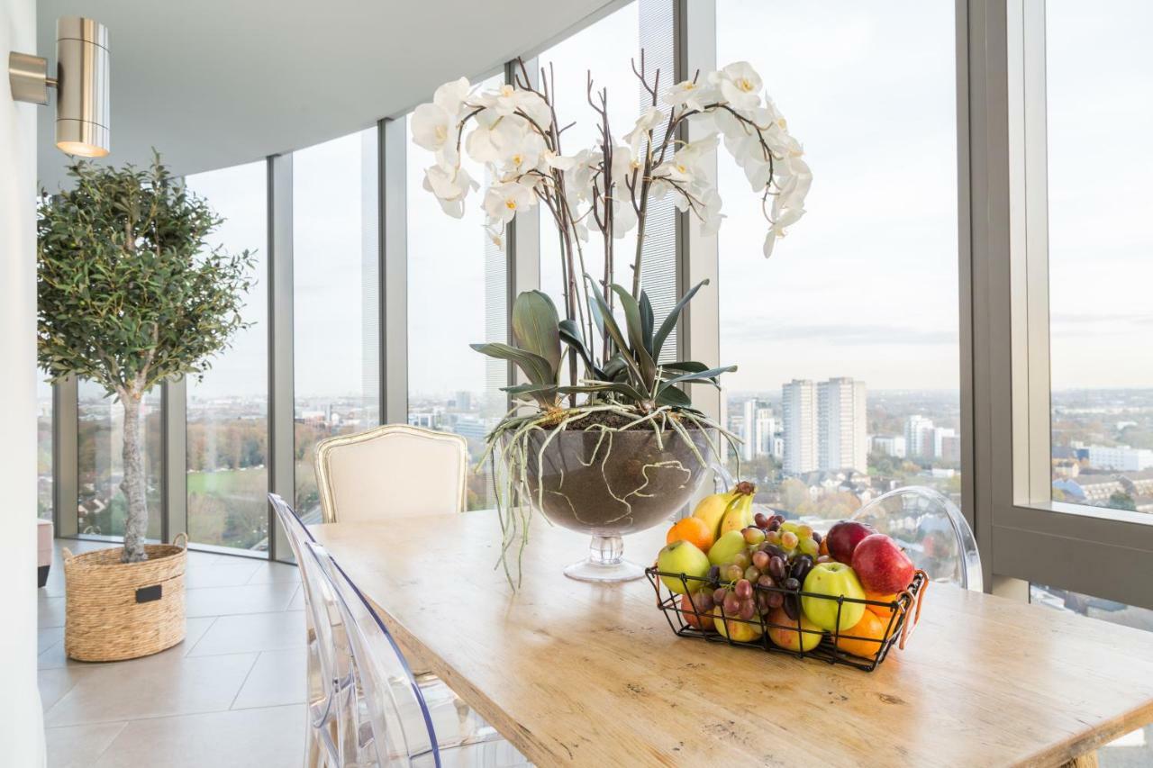 Kew Eye Apartments Brentford London Bagian luar foto